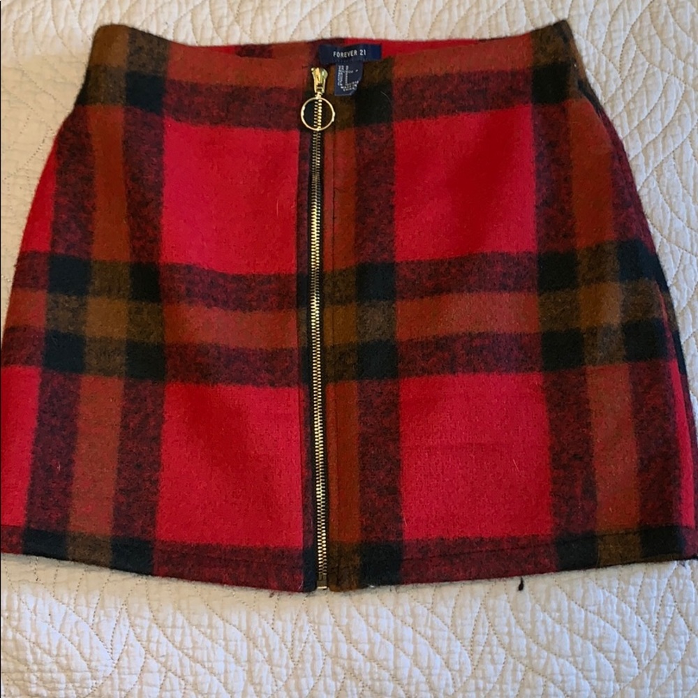 NWOT FOREVER 21 Skirt!